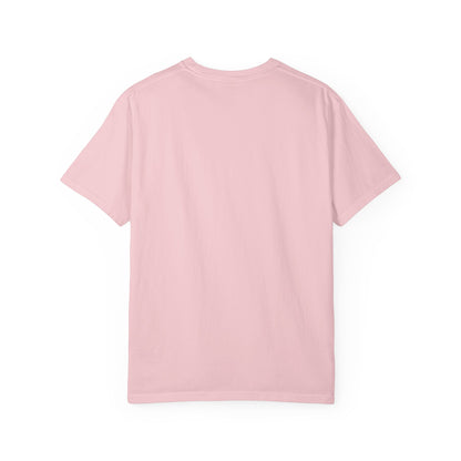 Unhinged and Feral Mom Club T‑Shirt — Funny Retro Raccoon Graphic Tee