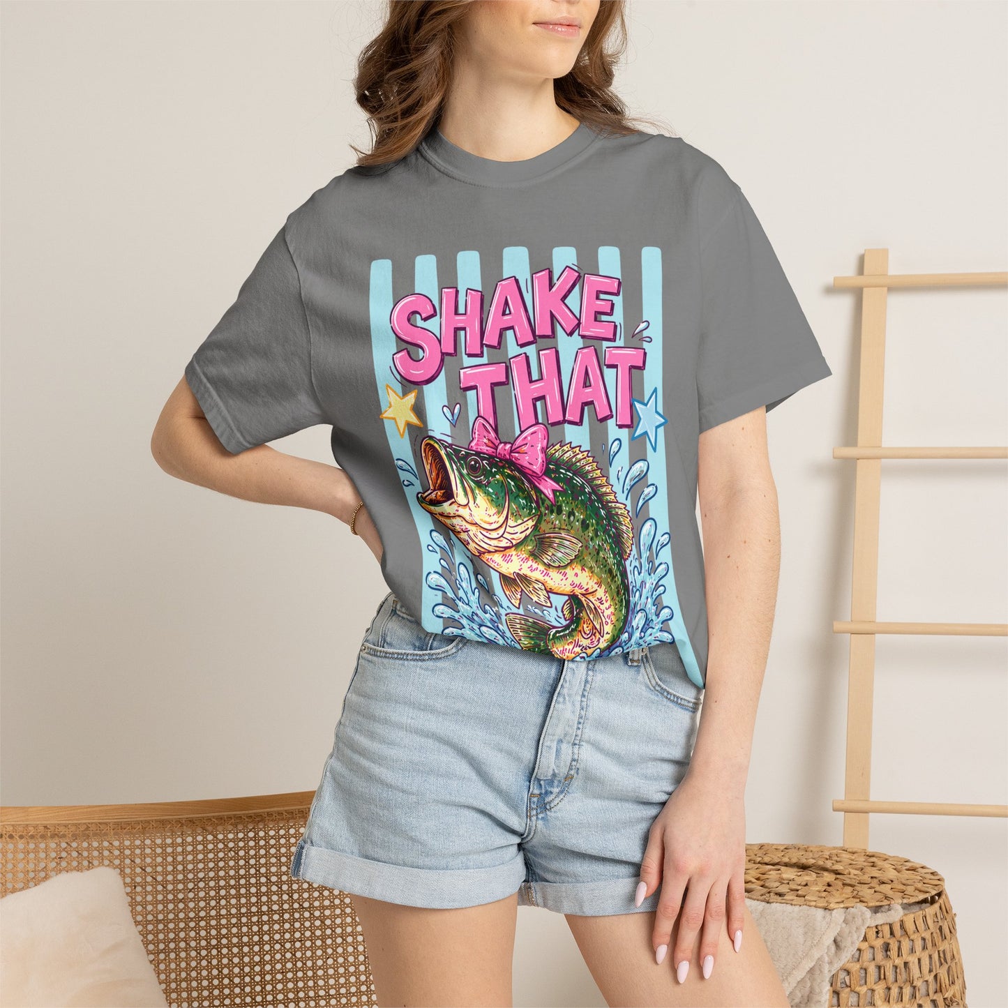 T-Shirt — 'Shake That' Bass Fish Graphic Tee
